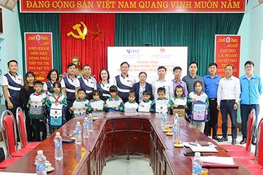 VINA2 ủng hộ trường tiểu học Đào Xá - Thái Nguyên khắc phục thiệt hại do ảnh hưởng bởi cơn bão số 10 và số 11
